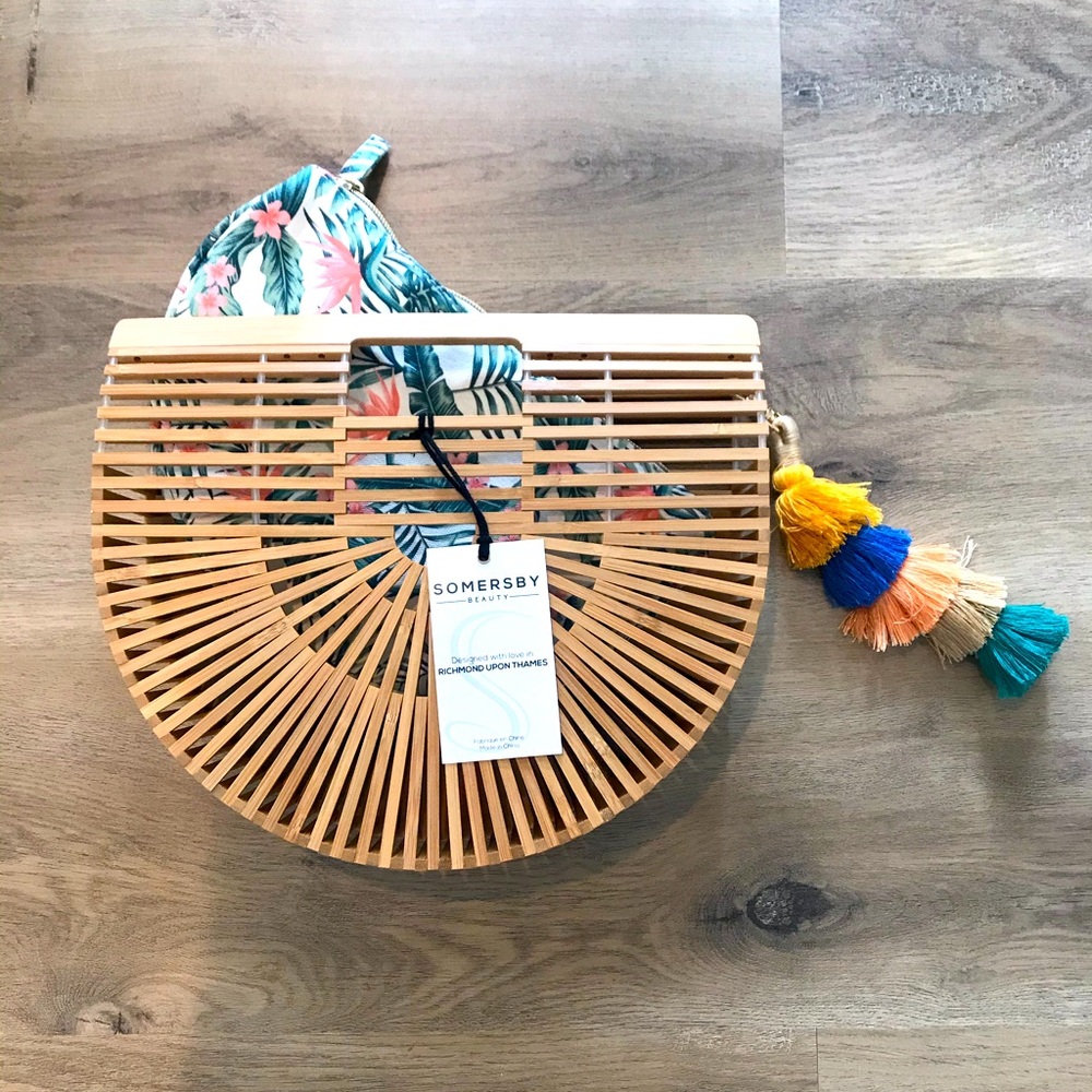 Bamboo purse with insert
